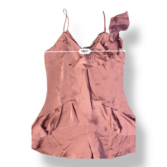 Dress Forum NWT Dusty Rose Asymmetrical Ruffle Romper Size M Boho - Picture 4 of 10